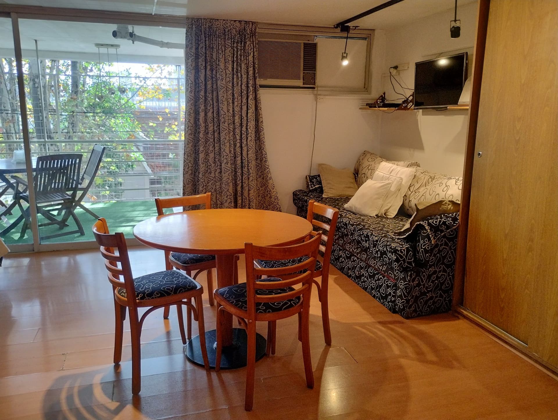 Apartment with balcony terrace and grill in Núñez