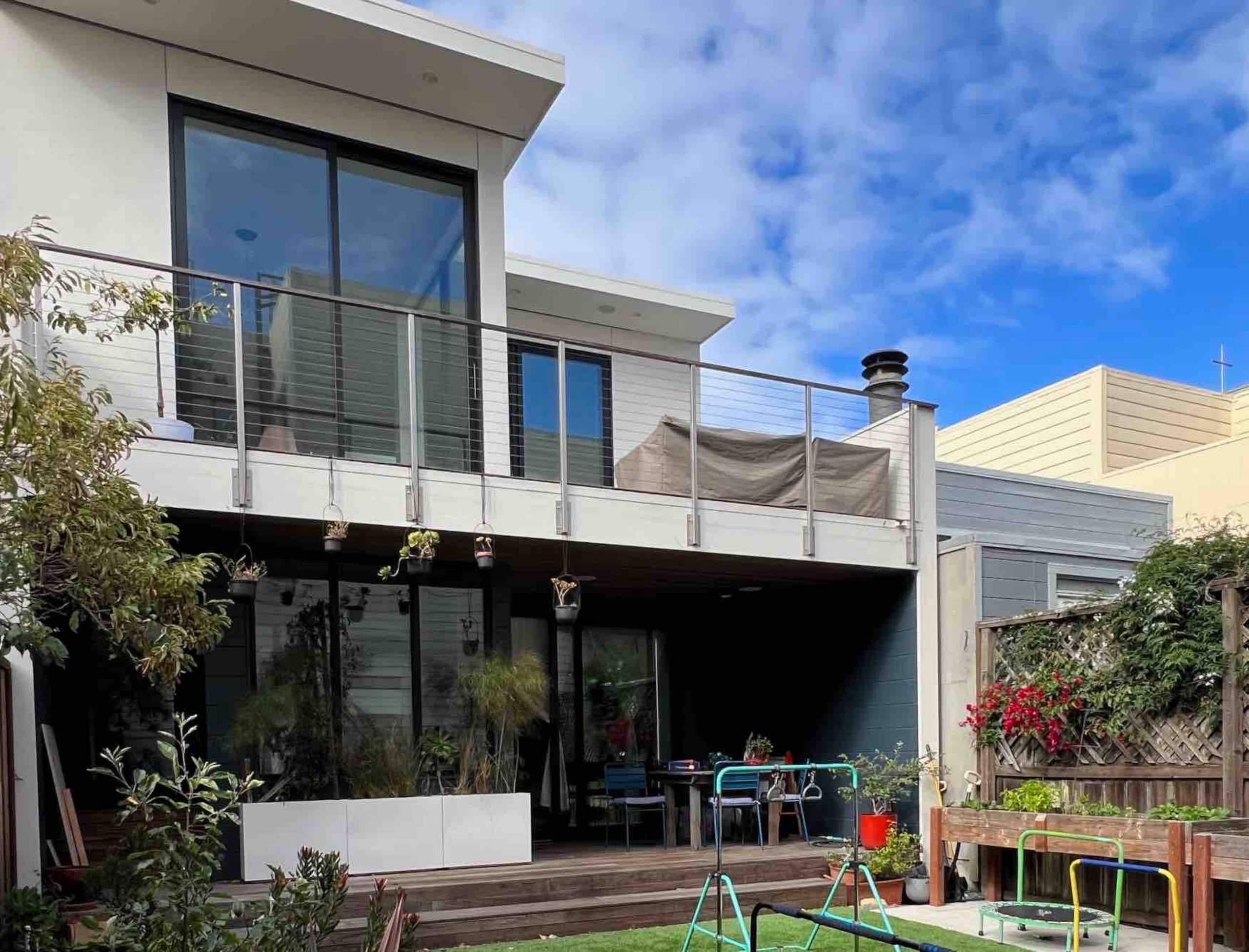 Home in San Francisco · ★5.0 · 3 bedrooms · 4 beds · 2 baths - Image 19