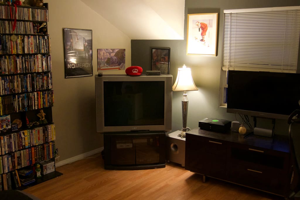 View of the vintage/flatscreen TV