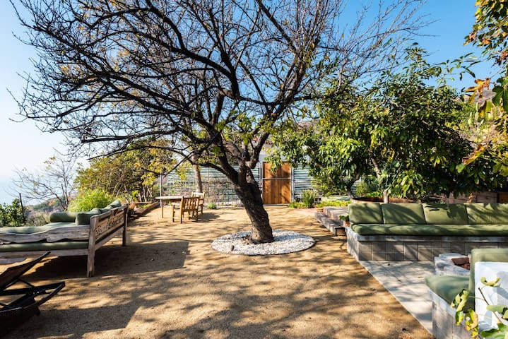 Secluded Magical Views HotTub FirePit Tennis Court gallery image 2