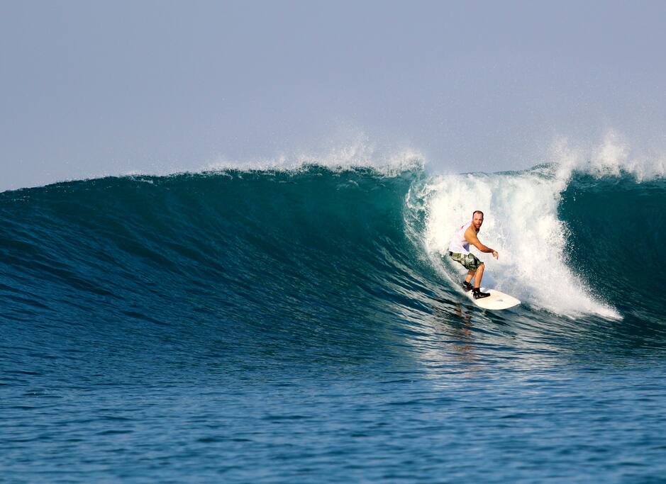 Consistent surf in Vic Bay