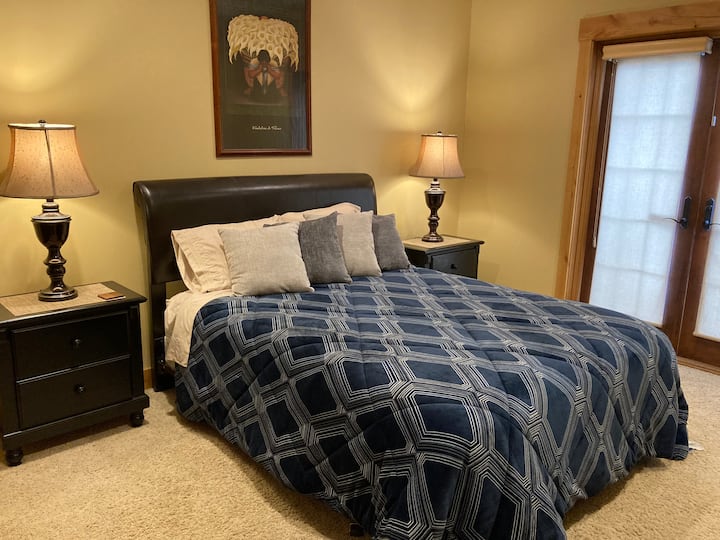 საძინებელი 1