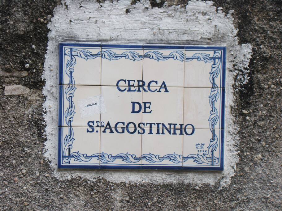 Cerca pertença do Colégio dos Agostinhos