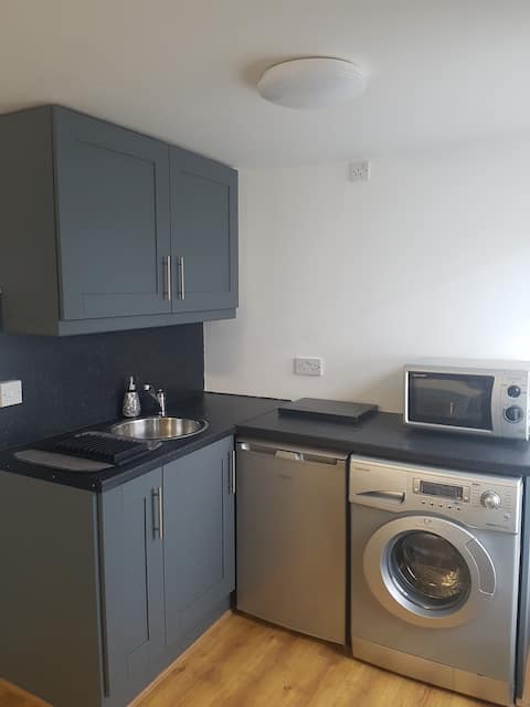 Large private double room, 5G WI-FI and En-suite.