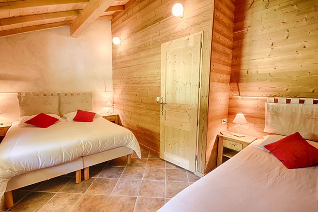 chambre RDC 3 personnes