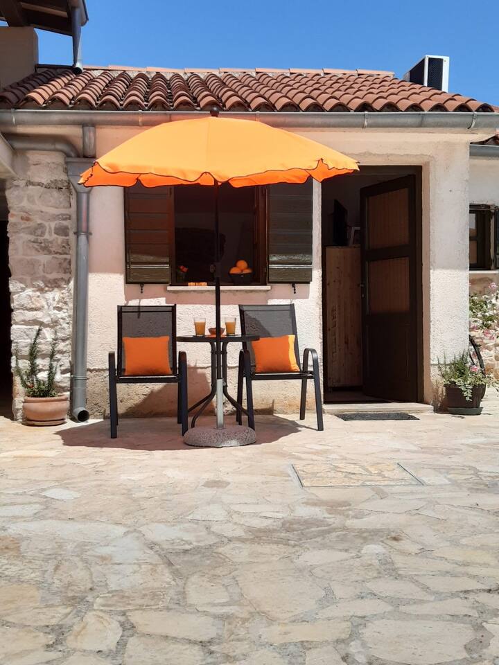 ห้องที่มีทางเข้าแยกต่างหาก