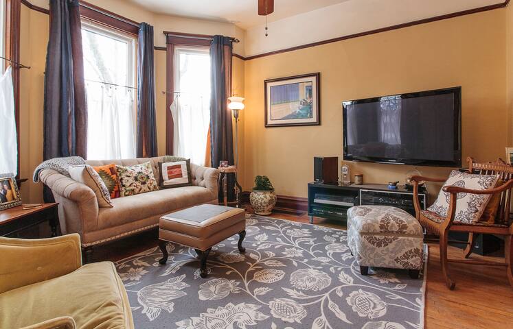 Private Room at Stengel Manor