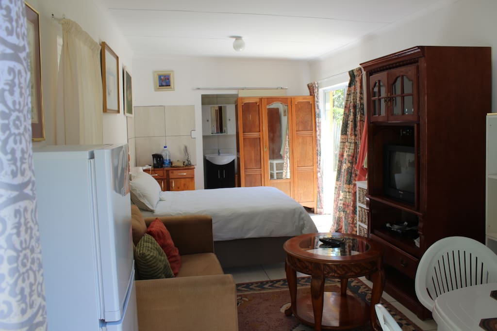 Room 3 Inside
