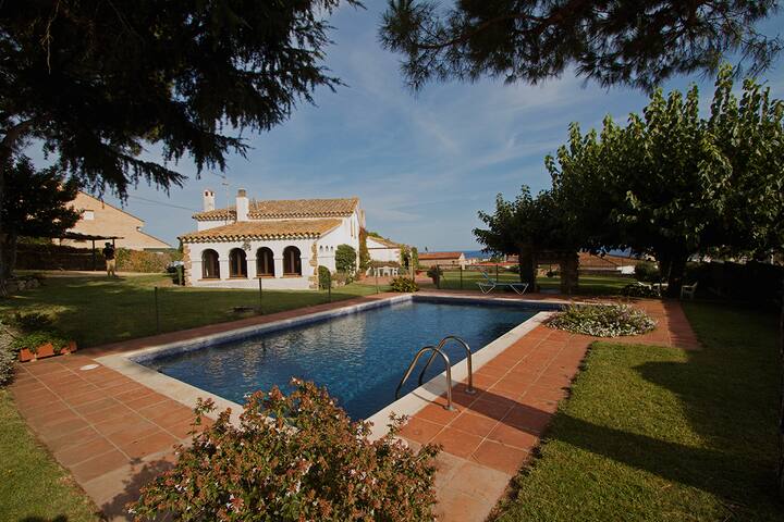 Cal Sastre 1595 gallery image 4