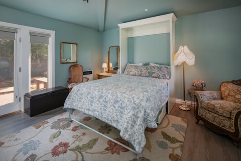 Top Airbnb: South Bunkhouse at The Victorian Estate in Arroyo Grande