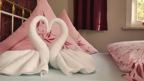 Popular Airbnb listing: Petra's Guest Room in Suhl
