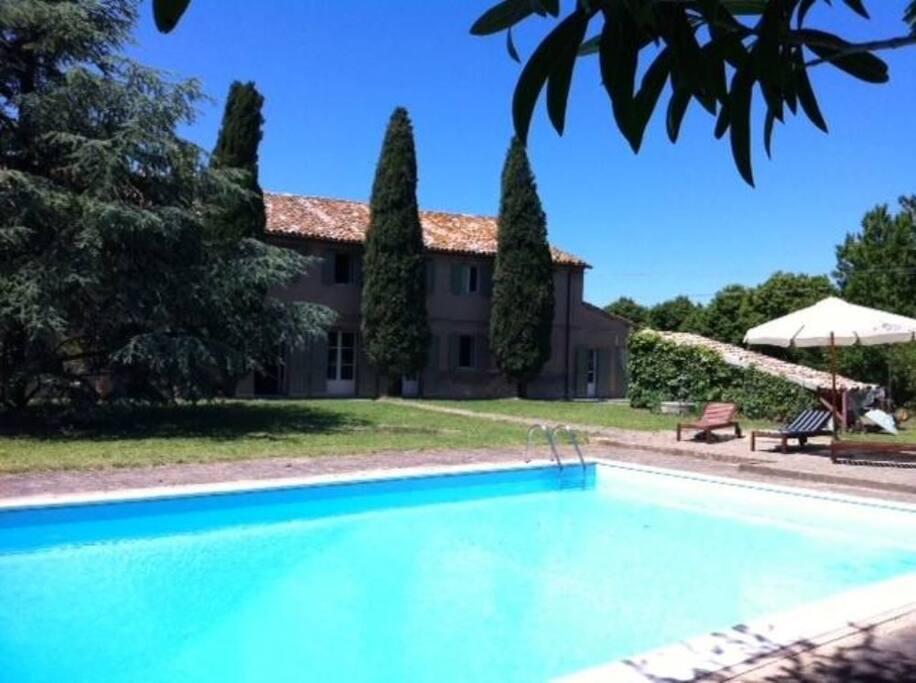 La casa in estate