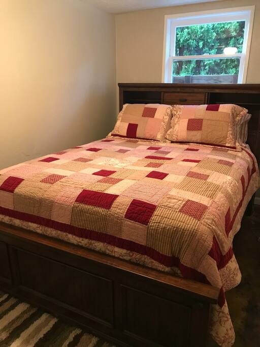 New queen bed/mattress