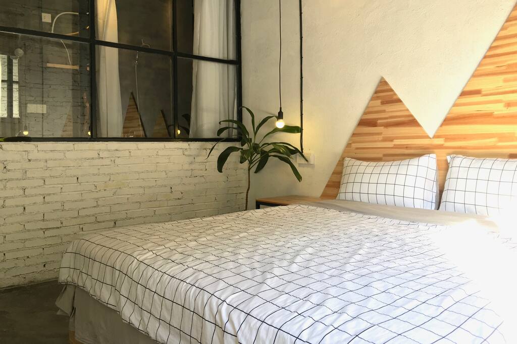 Room 4