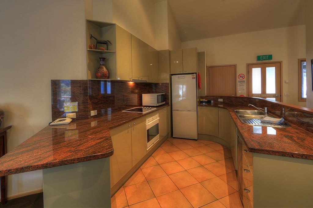 Full kitchen with all appliances and cookware