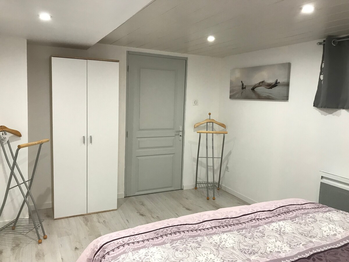 卧室双人床160/200