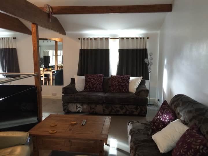 This Is Detached House - Dartford