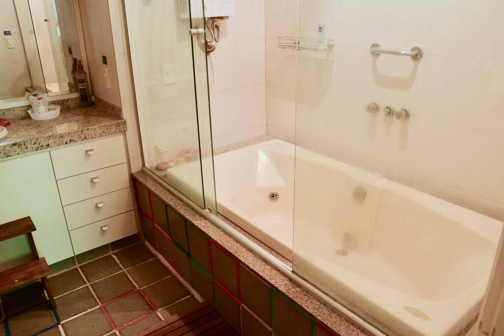 Jacuzzi - suite no térreo
