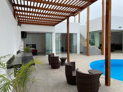 Beach House with Pool - Punta Negra
