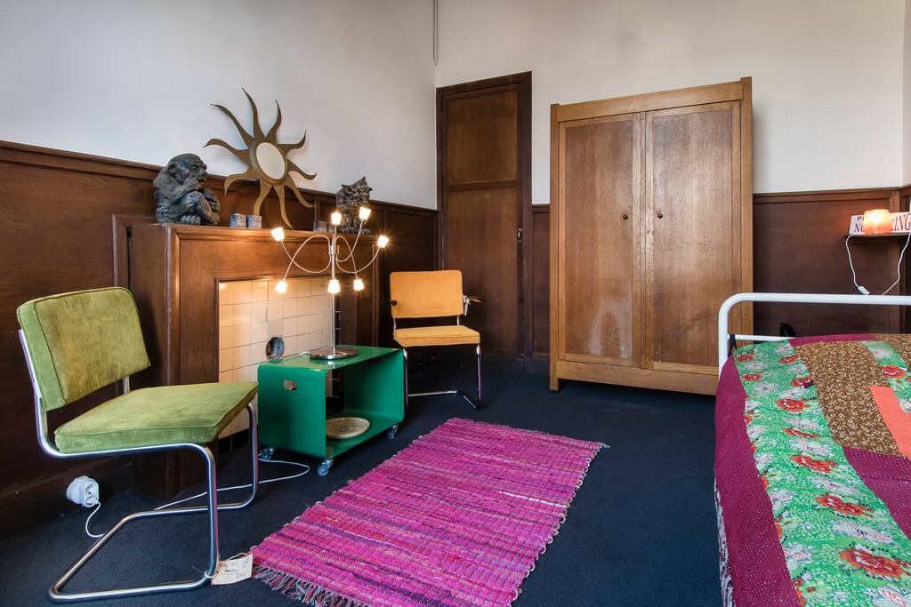 bed / livingroom