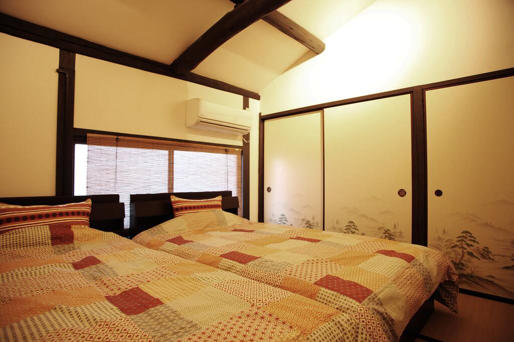 Bed room