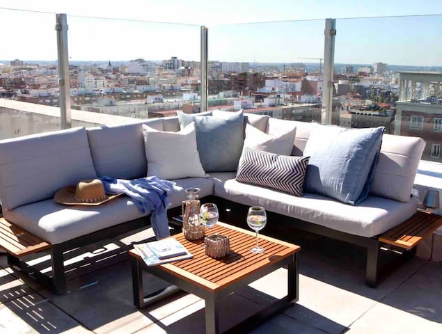 Wishome-Junto a Bernabéu, ático con gran terraza gallery image 4