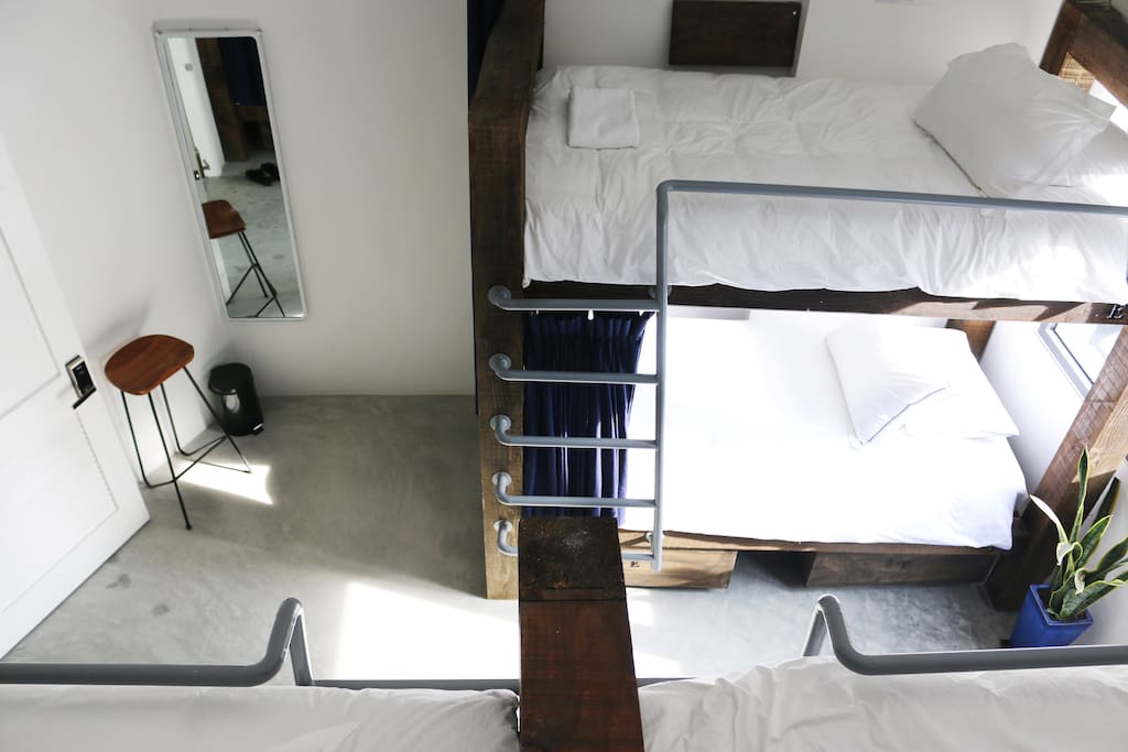 6-Bed Mixed Dormitory Room