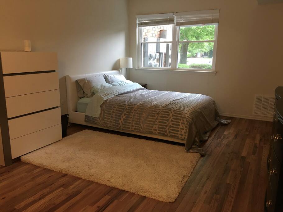 Bedroom-queen size bed