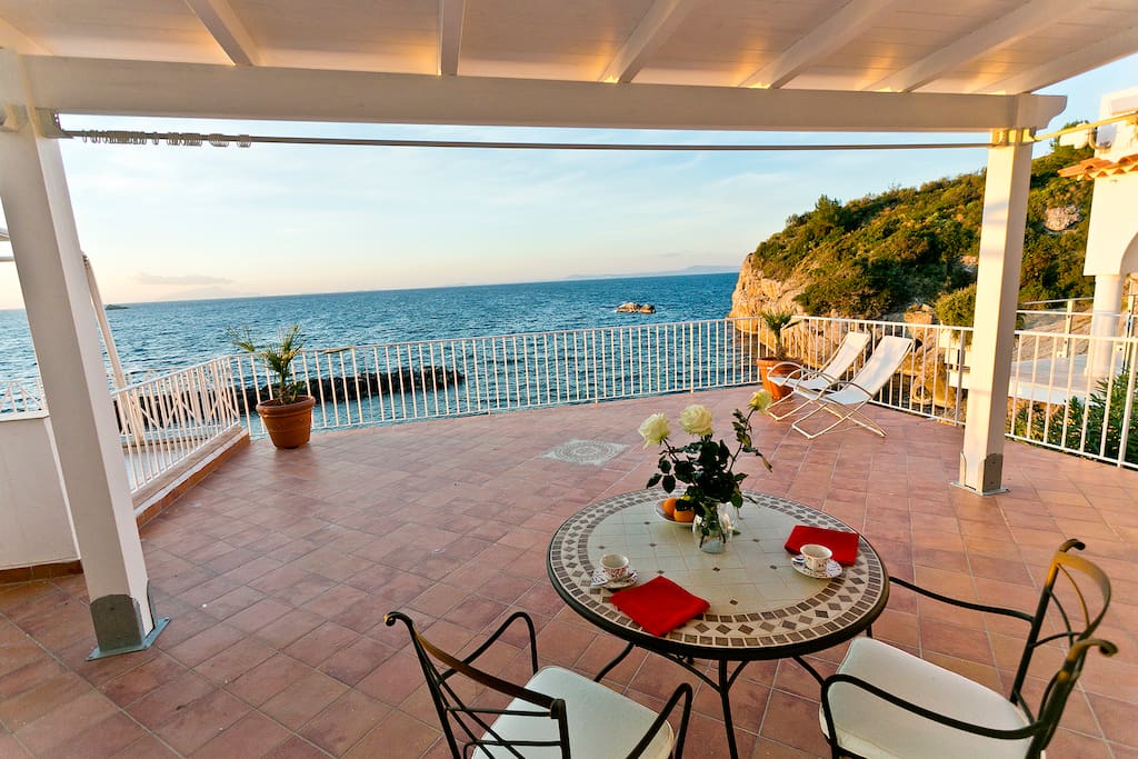 Terrazza panoramica della dependance (Panoramic terrace of the dependance)