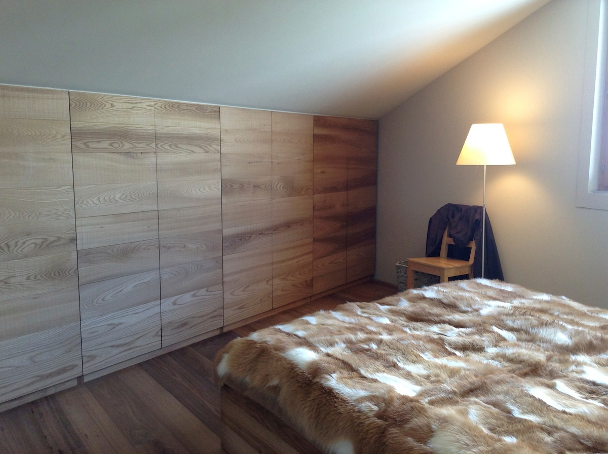 Основна спалня