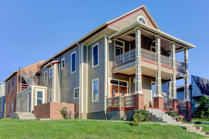 Downtown Knoxville Vacation Rentals