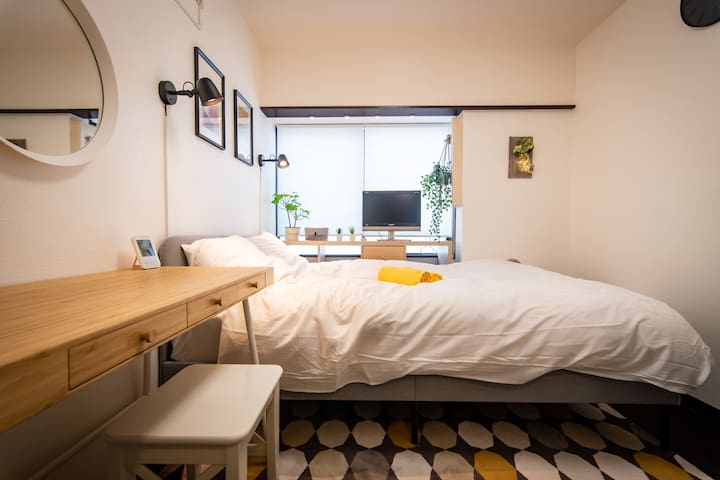 Shinjuku Simple Private Double Bed Room/Free WiFi