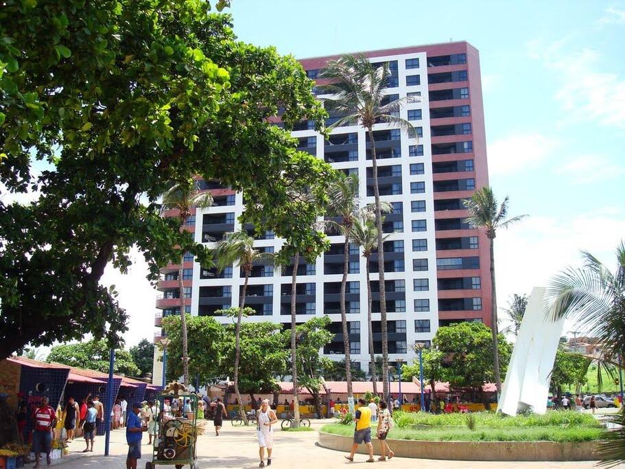 Fachada do Golden Tulip Fortaleza - Iate Plaza.