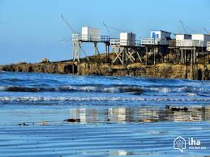 SEA VIEW STUDIO