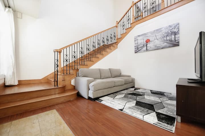 ☀Huge Memory Foam King Mattress☀+☀ Gated  Parking☀ - Arcadia