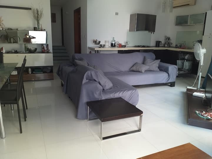 მისაღები ოთახი