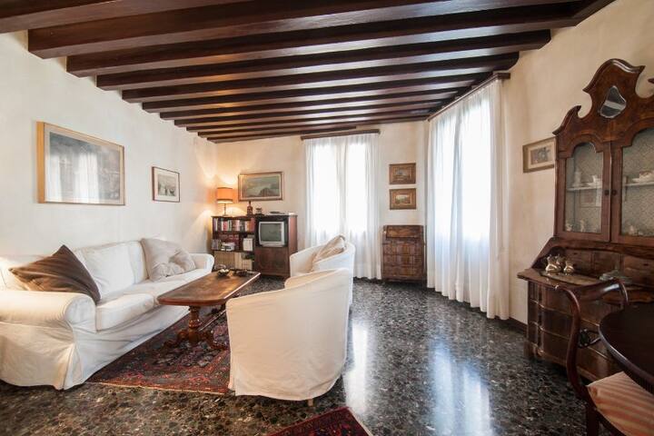 Ca’ Vecchio Pozzo casa di charme gallery image 3