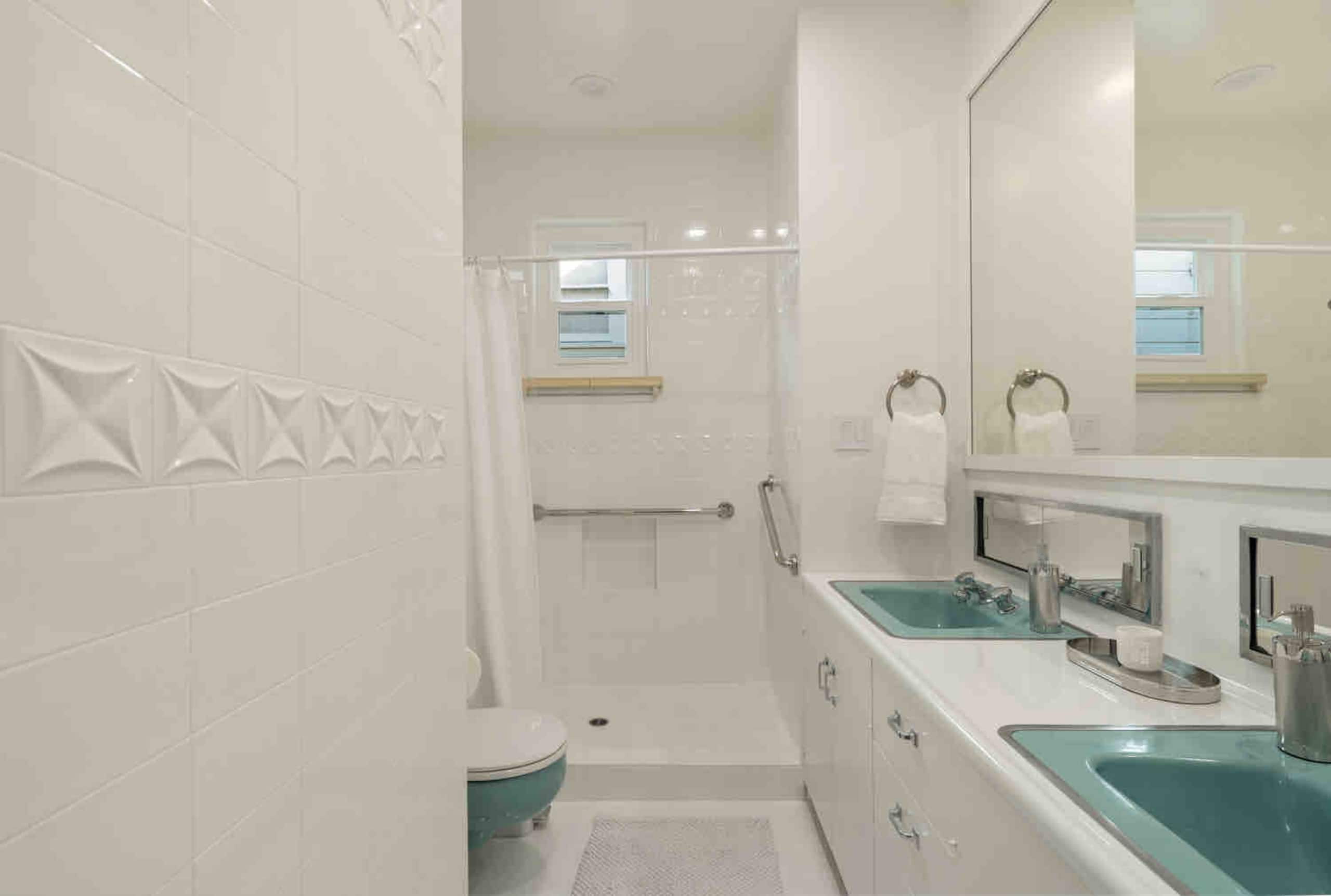 Condo in San Francisco · ★5.0 · 2 bedrooms · 2 beds · 1 bath - Image 7