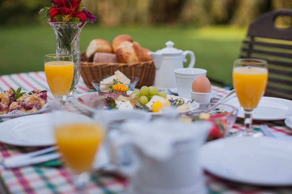 Frühstück auf Wunsch buchbar, EUR 9,00