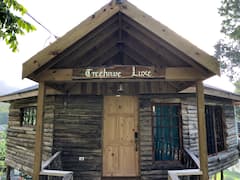 Treehouse+Luxe%E2%80%A6..where+rustic+charm+meets+chic.