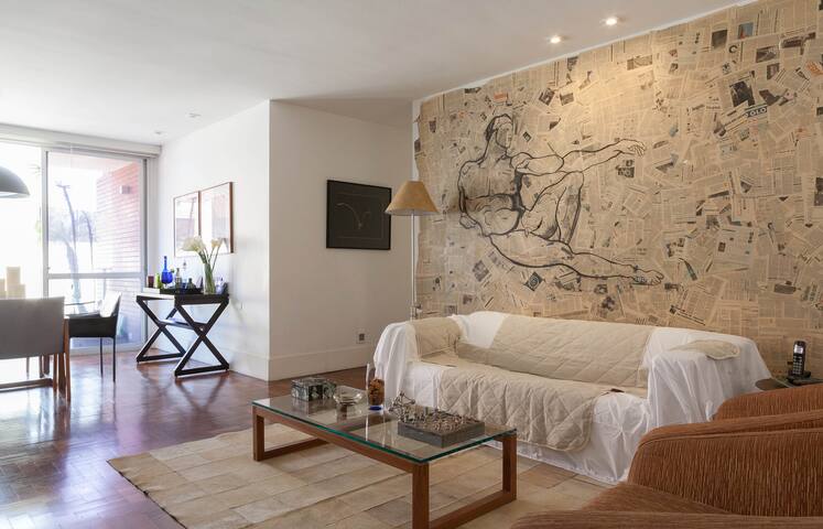 Lake view, confortable, w/ service