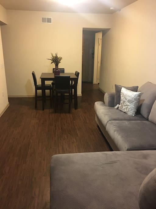 Living room/dining room