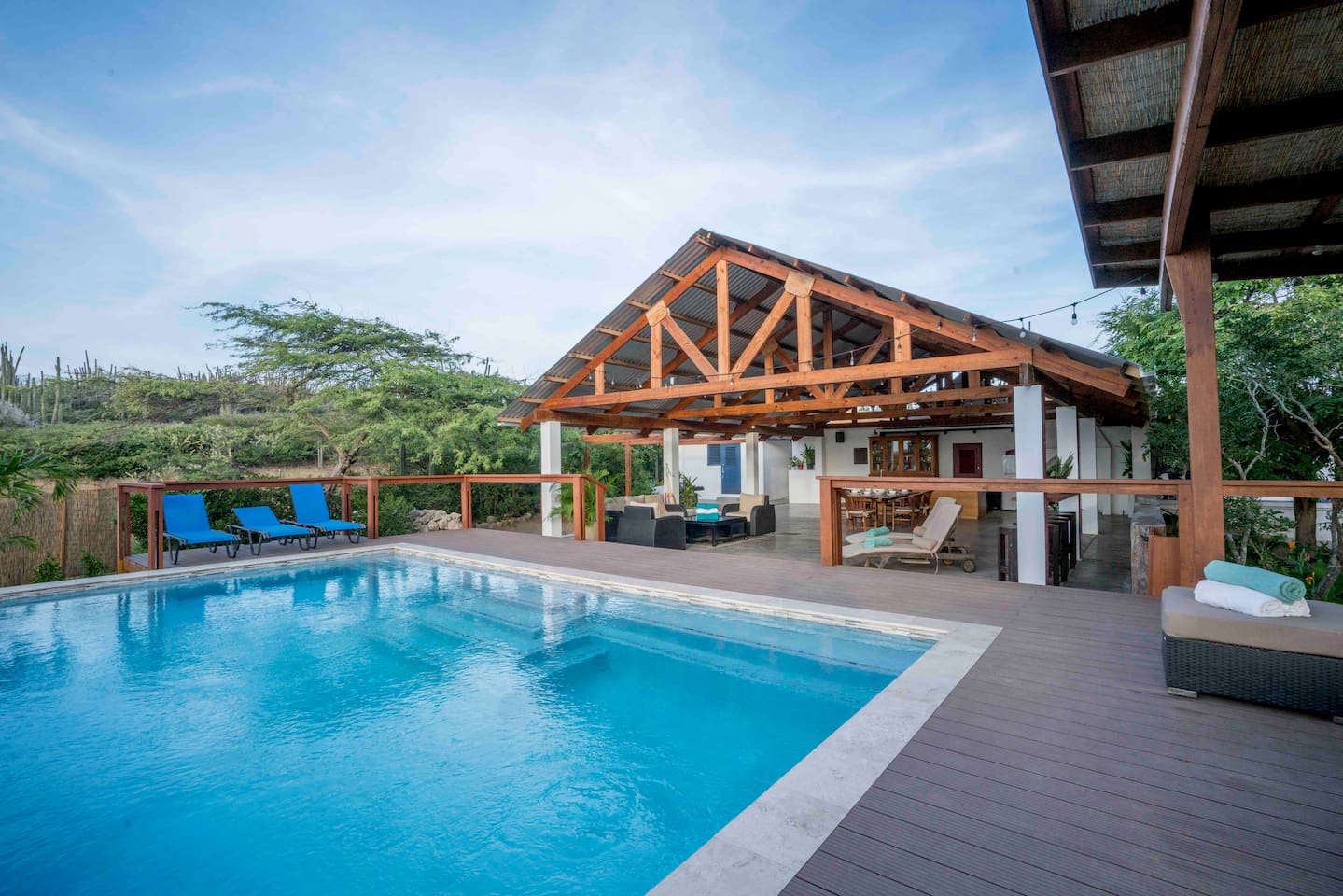 Wariruri Bay

A unique house with amazing view