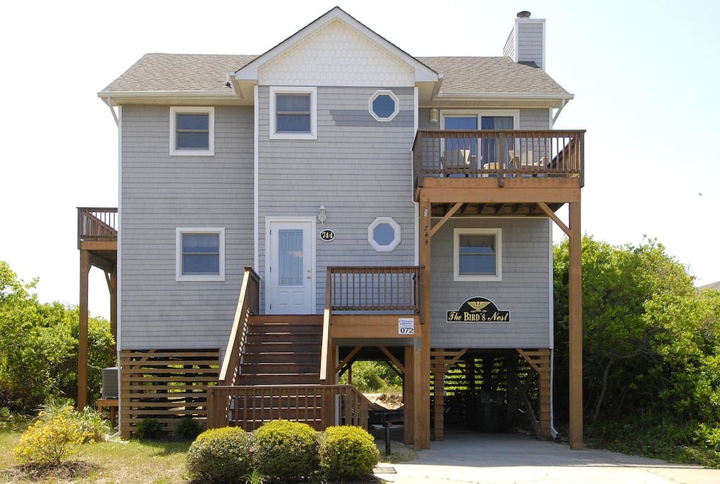 Exterior,Front Elevation,