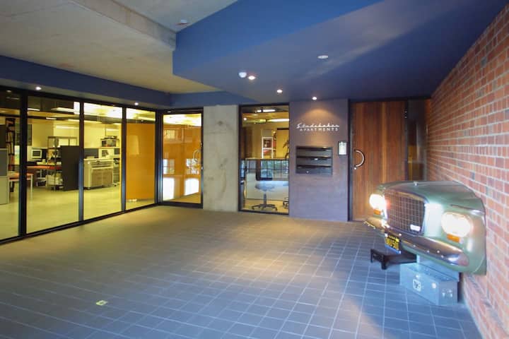 Holiday Rentals, Homes, Experiences & Places - Airbnb