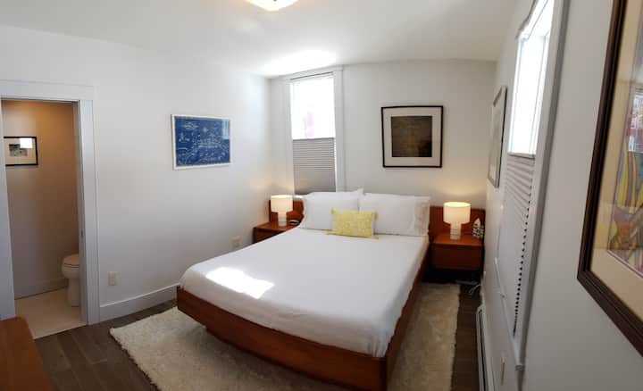 חדר שינה מס '2 עם 1/2 אמבטיה