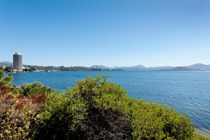 Maning Reef Sandy Bay gallery image 2