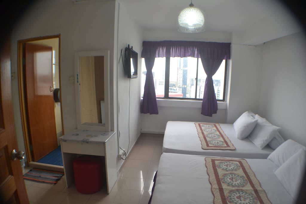 Room With 2 Beds & Private Bathroom