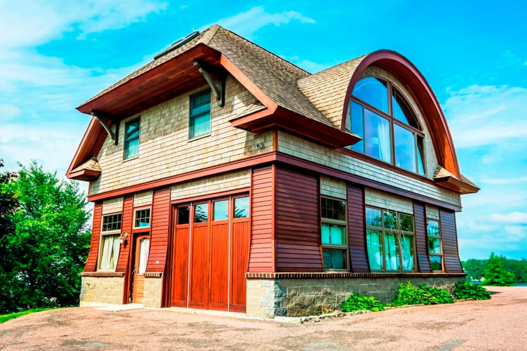 The Cottage on Millionaires Row Cottages for Rent in Alexandria Bay