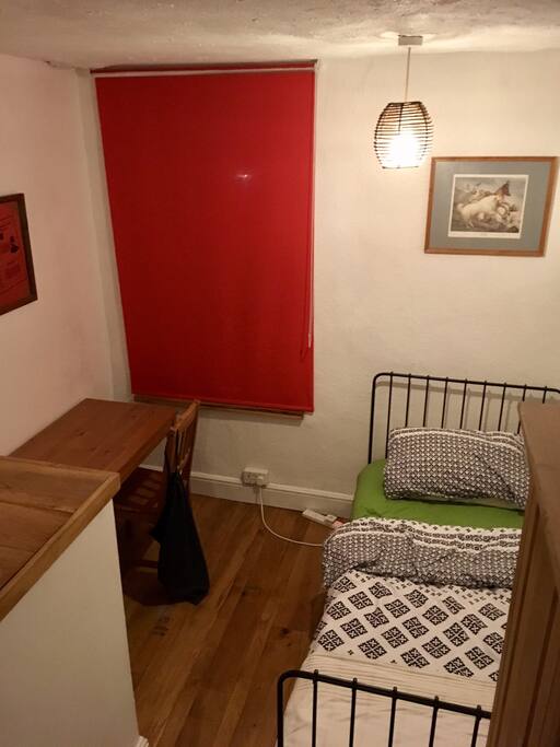Single bedroom